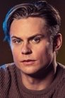 Billy Magnussen isLogan Ash