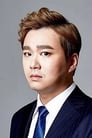 Seo Jae-kyeong isArmy Medic Mun Sang-sang (South)