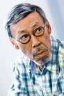 Stanley Fung isMiu's dad