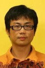 актер 黄文利