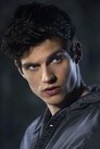 Daniel Sharman isBasil