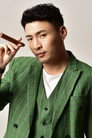 Hu Chengyi is黄良