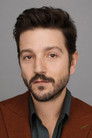 Diego Luna isEnrique Cruz