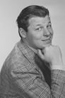 Jack Carson is'Buttons' Johnson