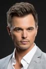 Darin Brooks isKevin