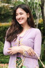 Mawar Eva De Jongh as Viska in 10 PM