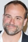 David DeLuise isSteven