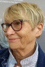 актер Claire Lewis