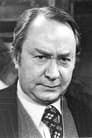 Peter Sallis isSir Sidney Brent