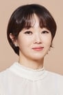 Lee Bong-ryeon isThird sister