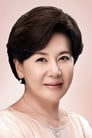 Park Jung-soo isJi-Hye's mom