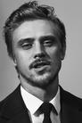 Boyd Holbrook isKlaber