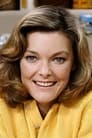 Jane Curtin is Aunt Sylvia