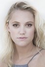 Maika Monroe isJay Height