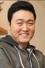 Lee Joon-hyuk isSection chief Choi