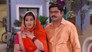 Vibhuti Tries to Steal Anita's Necklace