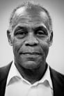 Danny Glover isColonel Isaac Johnson