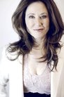 Mary McDonnell isKate Roberts