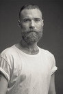 актер Rafael Mora