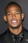 Marlon Wayans isGawain MacSam