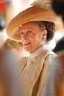 Maggie Smith isViolet Crawley