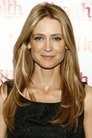 Kelly Rowan isEllen Henry