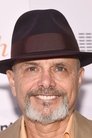 Joe Pantoliano isCaptain Howard