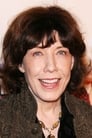 Lily Tomlin isAunt May (voice)