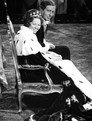 De zware jas van Beatrix