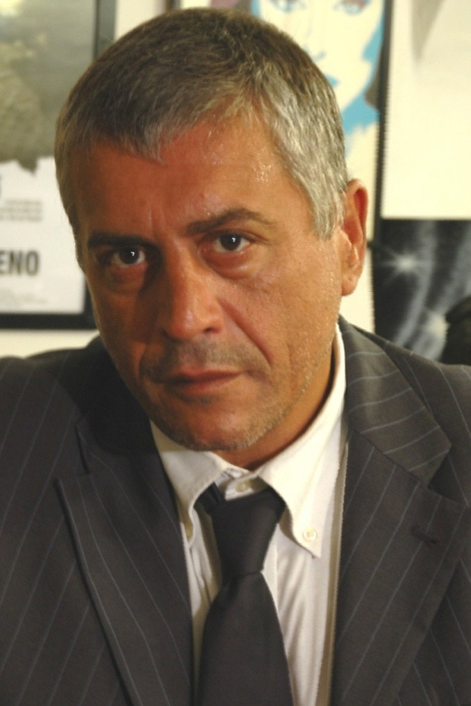 Nazzareno Bomba as Giovanni in Day 6