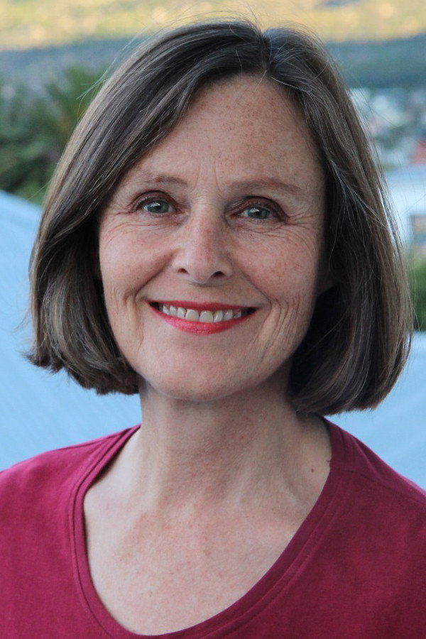 Joanie Combrink as Lettie in Dwaalster
