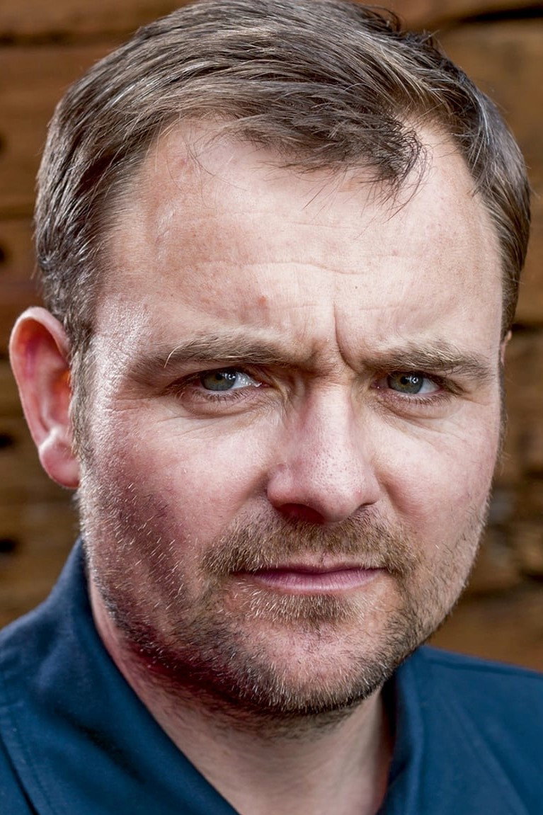 Neil Maskell as DI Keith Pedder in The Witness