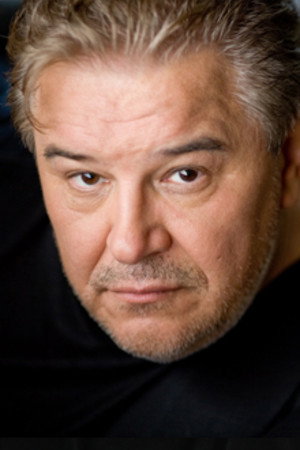 Alex Vishniakoff as Self (Narrator) in The Great Siberian Traverse