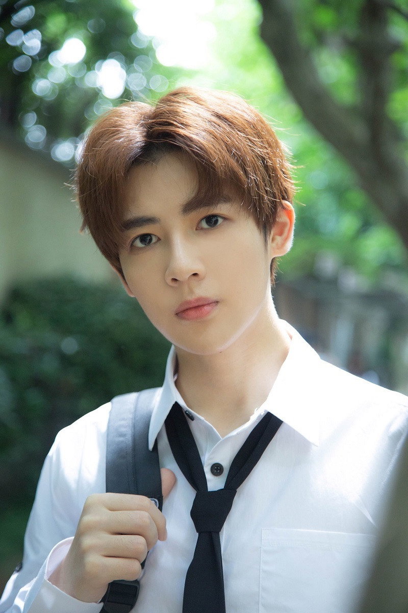 Gou Chen Hao Yu as Hua Gong in Rascal