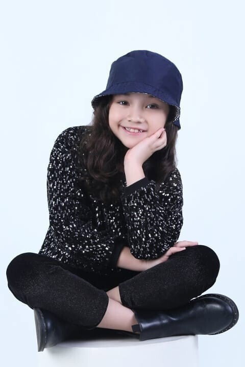 Makayla Rose Hilli as Karin in June & Kopi