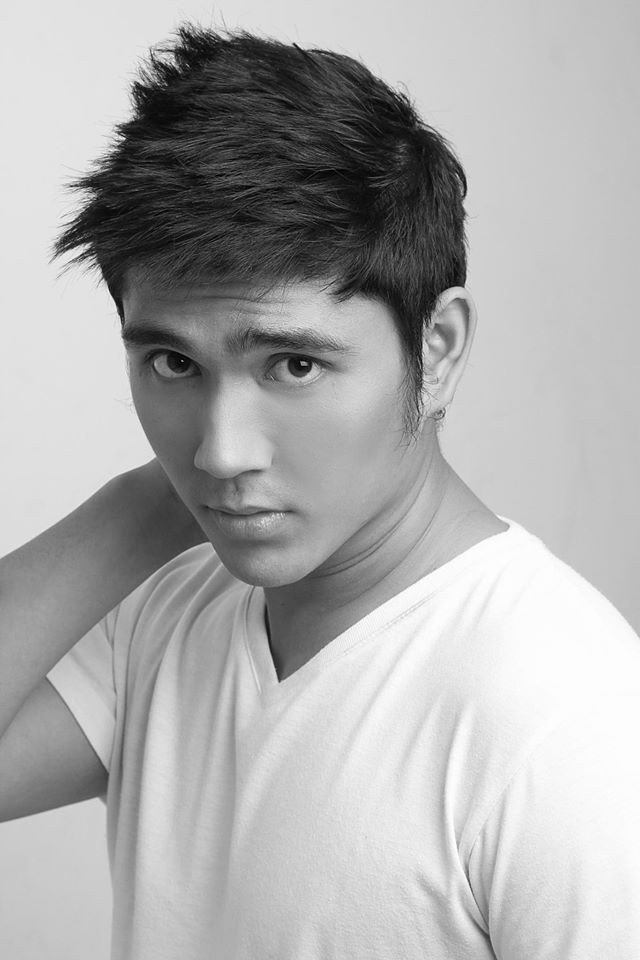 Acey Aguilar as Man in Colossal