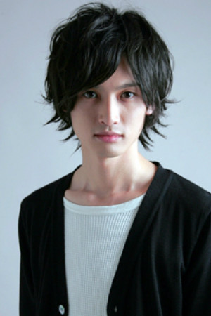 君嶋麻耶 as Hayato Miyama in Undercover Agent Lizard
