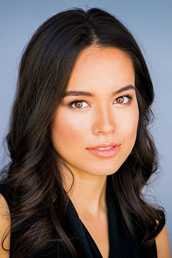 Genevieve Kang as Darlene in Christmas with a View