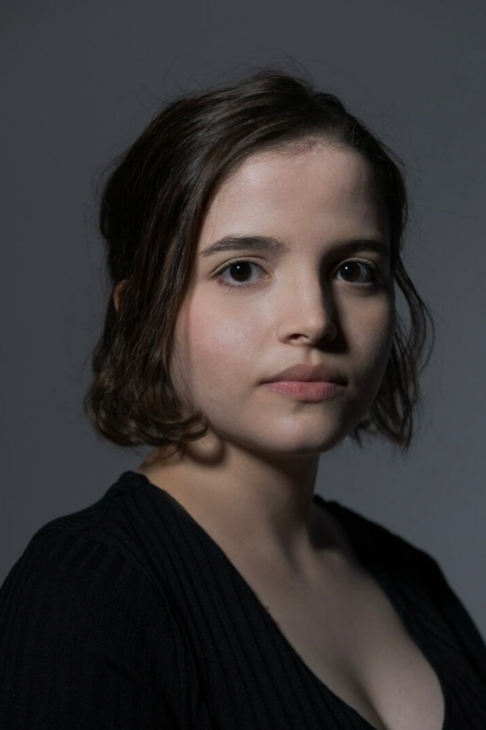 Theodora Prandini as Neta/Granddaughter in Thoughts on Finitude