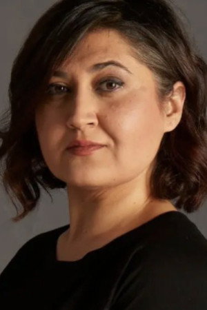 Hilal Kuvvet as Hanife Demir in Kan Çiçekleri