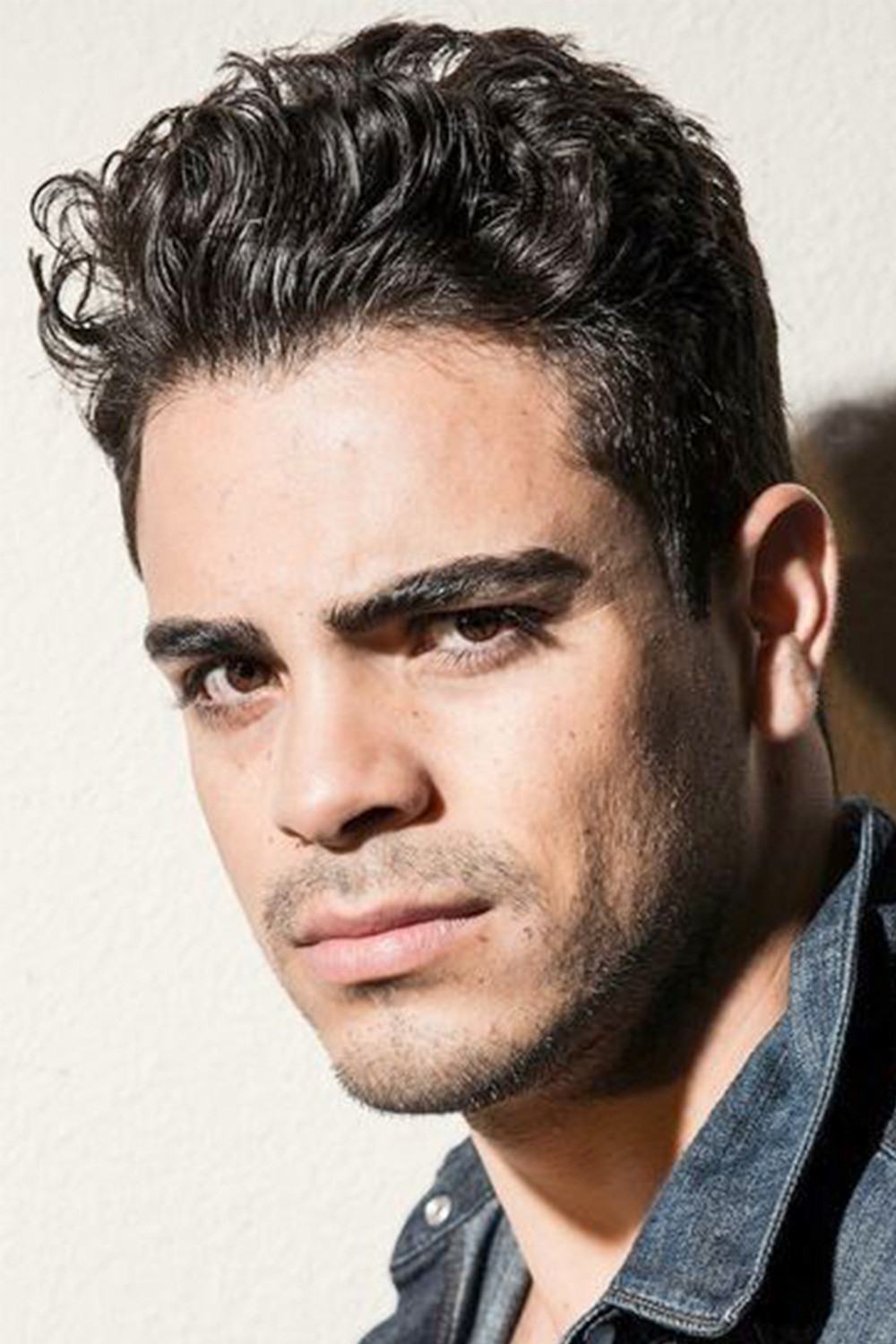 Giancarlo Vidrio as Anthony in Rare Objects