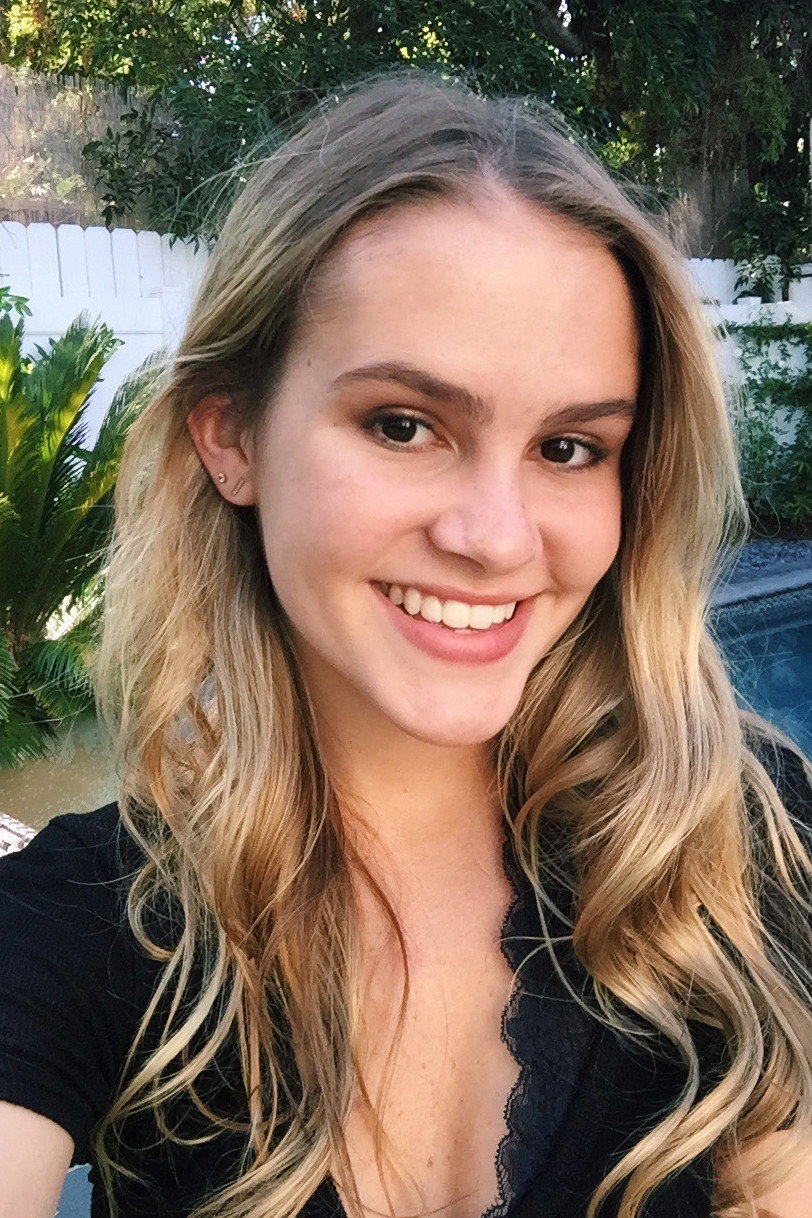 Taylar Hender as Abigail Danielle in Den Brother