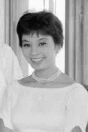 Yuko Miki as Tokiko in Sentimental Mobsters