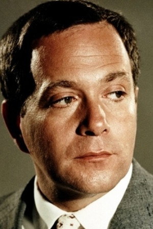 Márkus László as Göndör in Másfél millió
