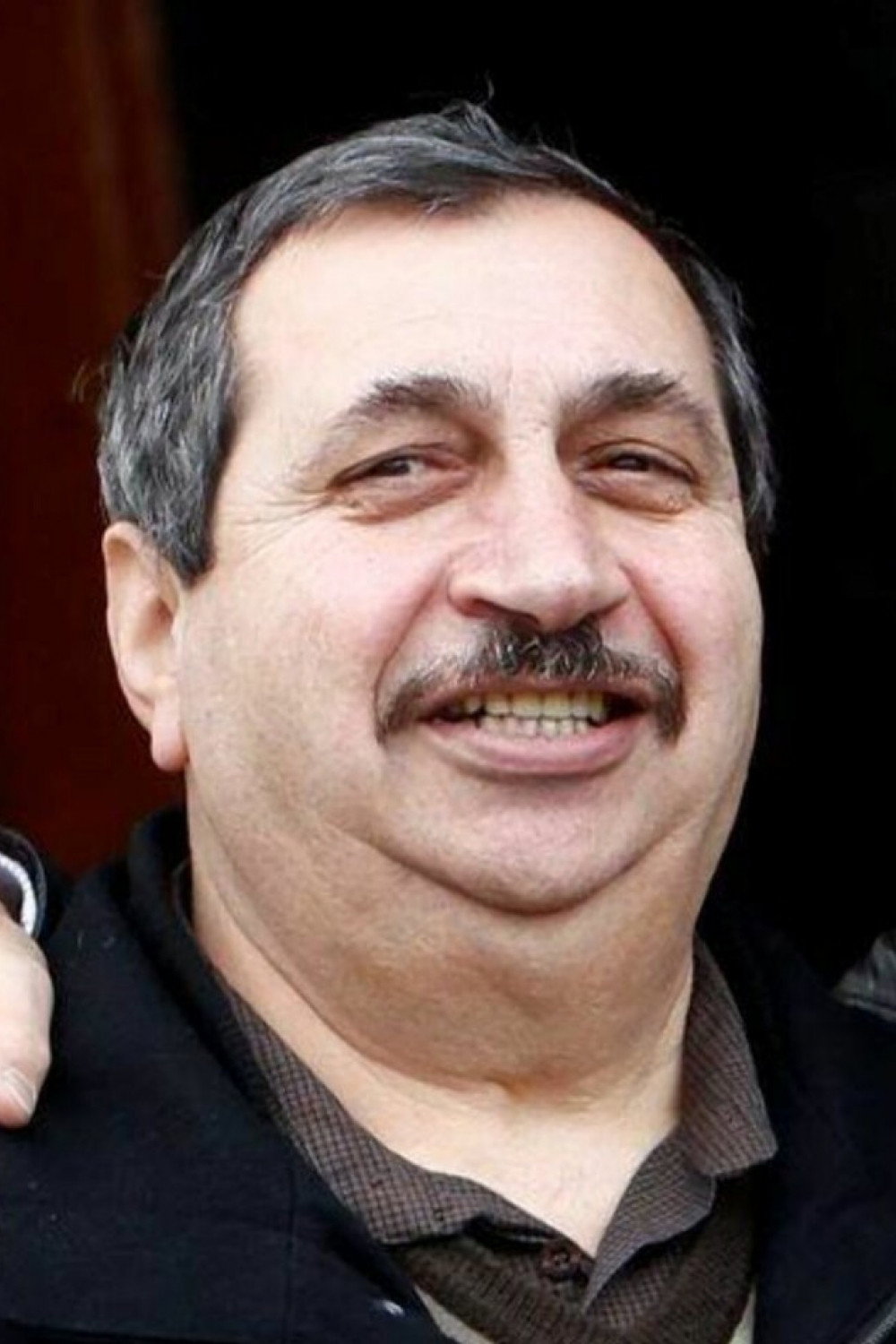 Jan Fares as Dad in Jalla! Jalla!