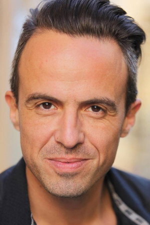 Ivo Canelas as Ricky in Do outro lado do mundo