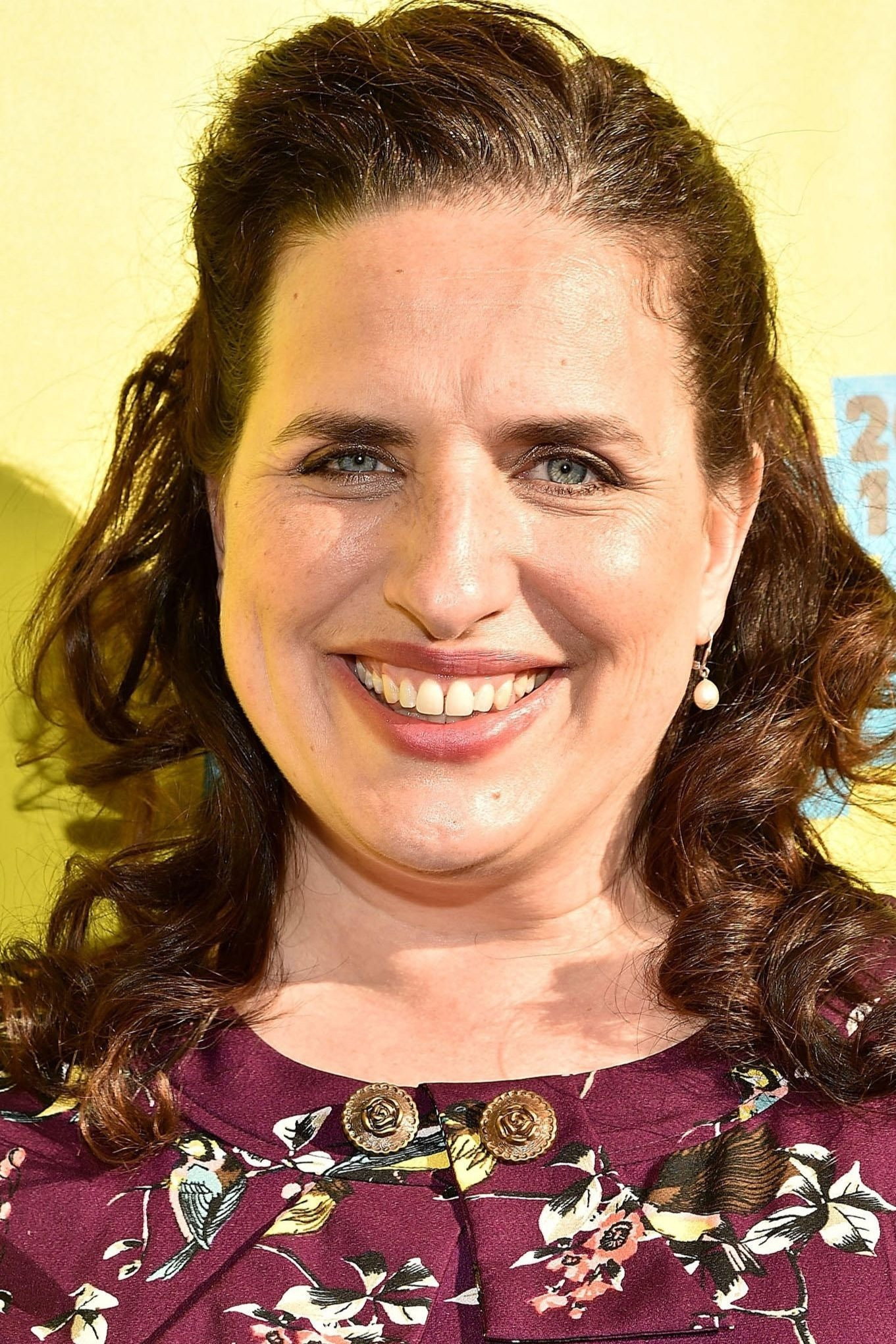 Tami Sagher as Celia in Women Who Kill