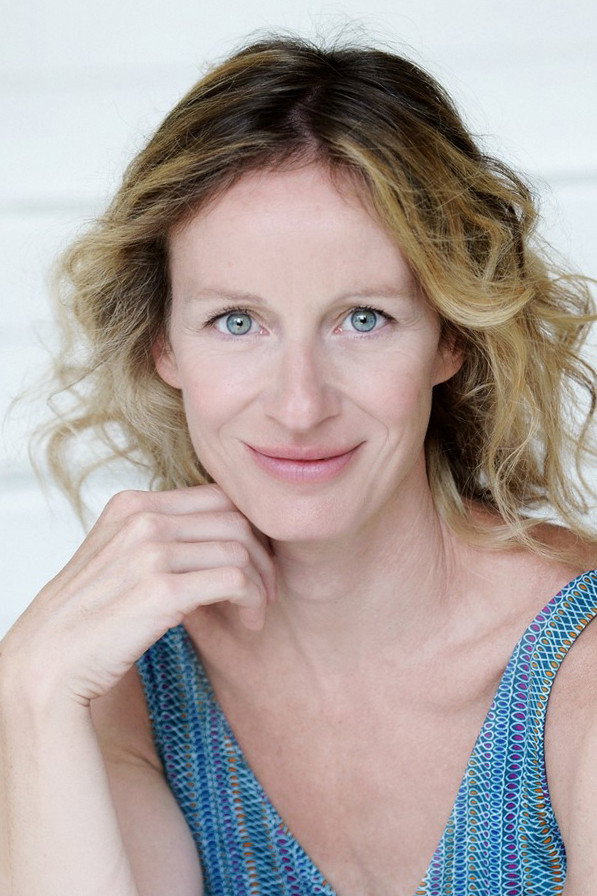 Roberta Rovelli as Anna Milligan in The Tearsmith