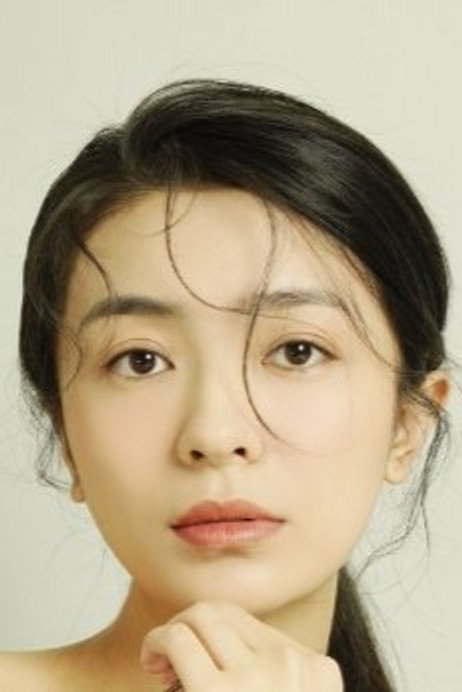 Wang Meng Qi as Yin Qiantong in My Wife, My Boss