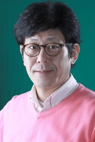 Han Seong-sik as Teacher in 100 Days with Mr. Arrogant
